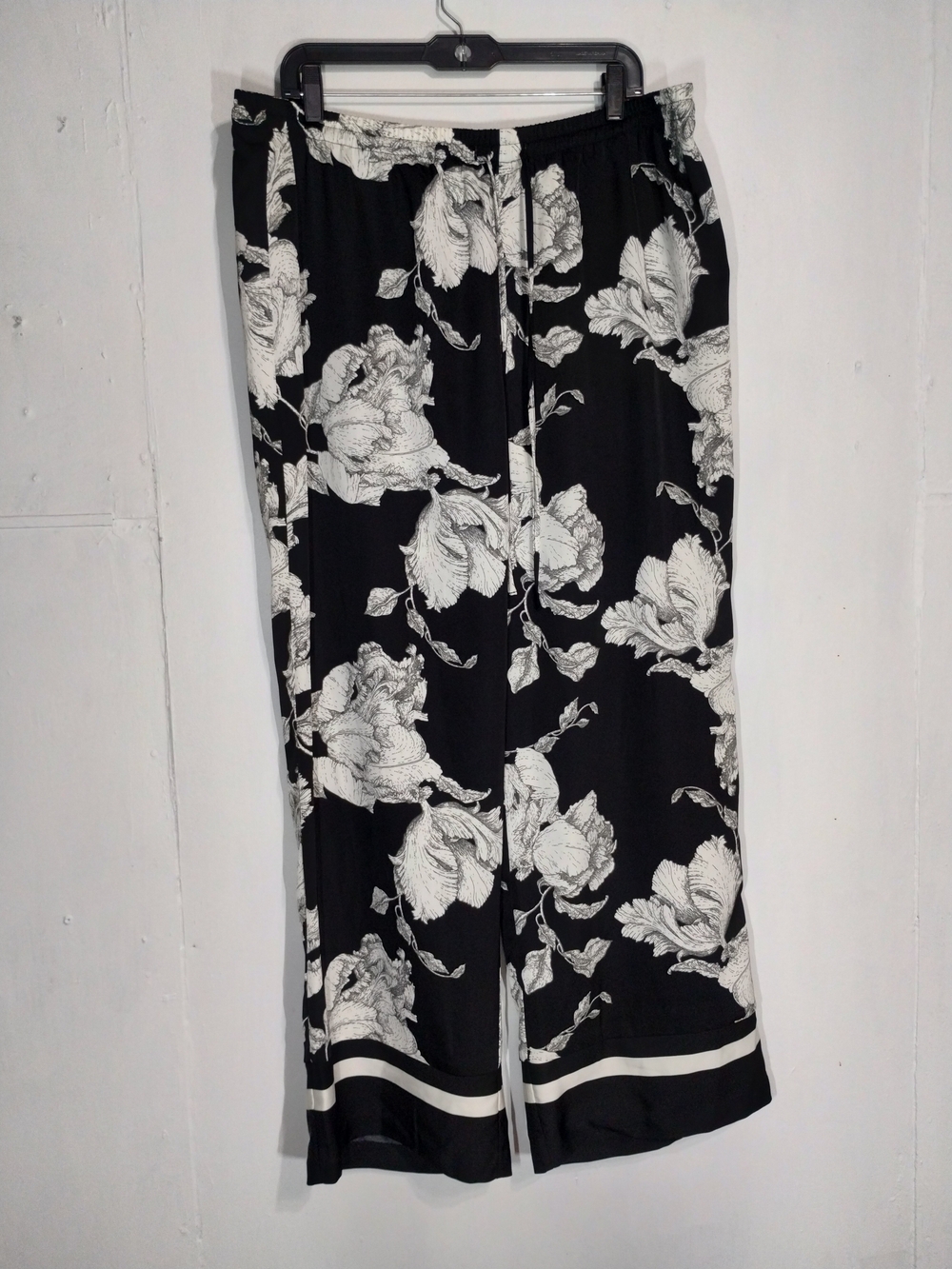 H&M Black Wide-Leg Floral Print Pants